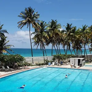 Kasa Brisa Marina Ocean View Balcony Beachfront San Juan